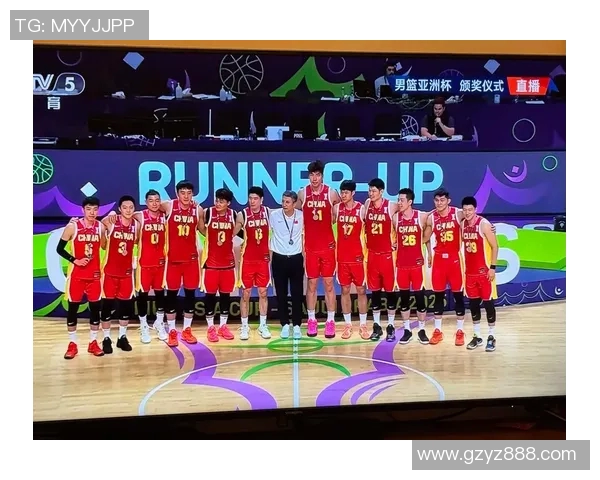 中国男篮明星队对决国际强队展现篮球魅力与团队精神